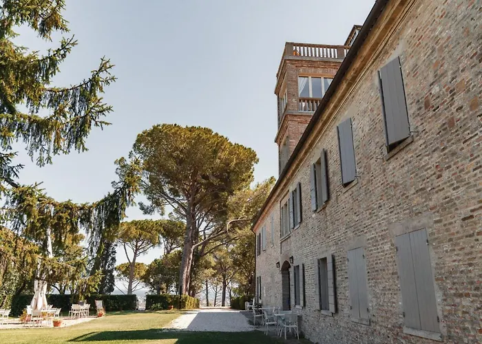 Апартаменты Studio-apartment Mit Sommerpool- Garten Und Aussicht By Interhome