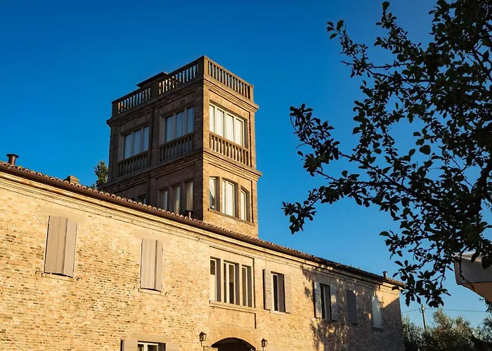 Studio-apartment Mit Sommerpool- Garten Und Aussicht By Interhome * Пезаро