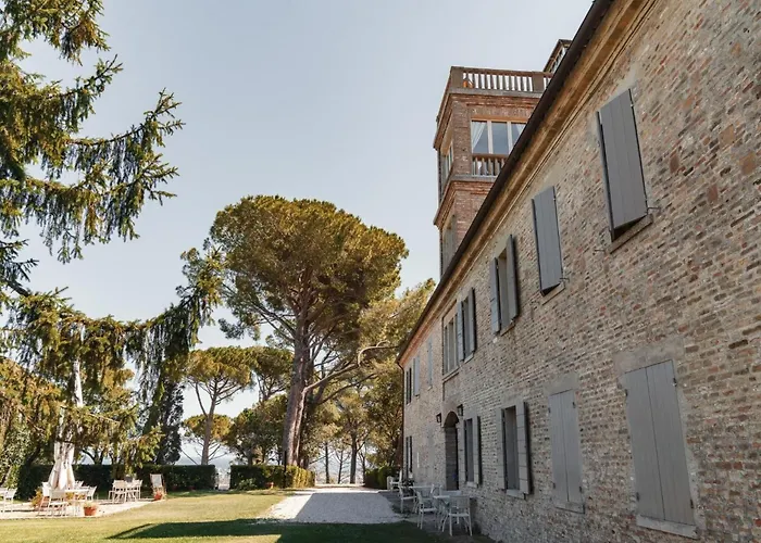 Апартаменты Studio-apartment Mit Sommerpool- Garten Und Aussicht By Interhome