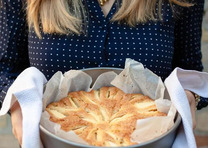 Studio-apartment Mit Sommerpool- Garten Und Aussicht By Interhome شقة *